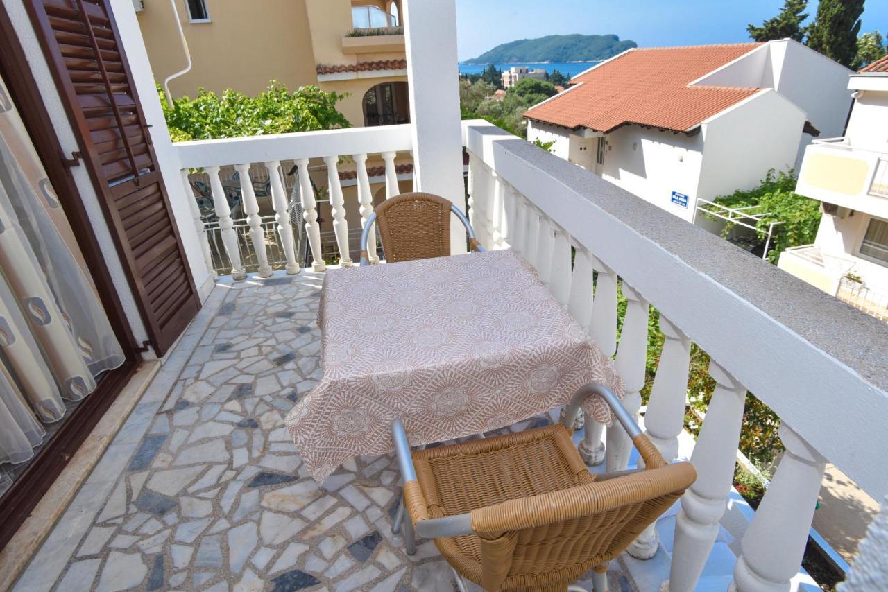 Apartments Mara Budva Exterior photo
