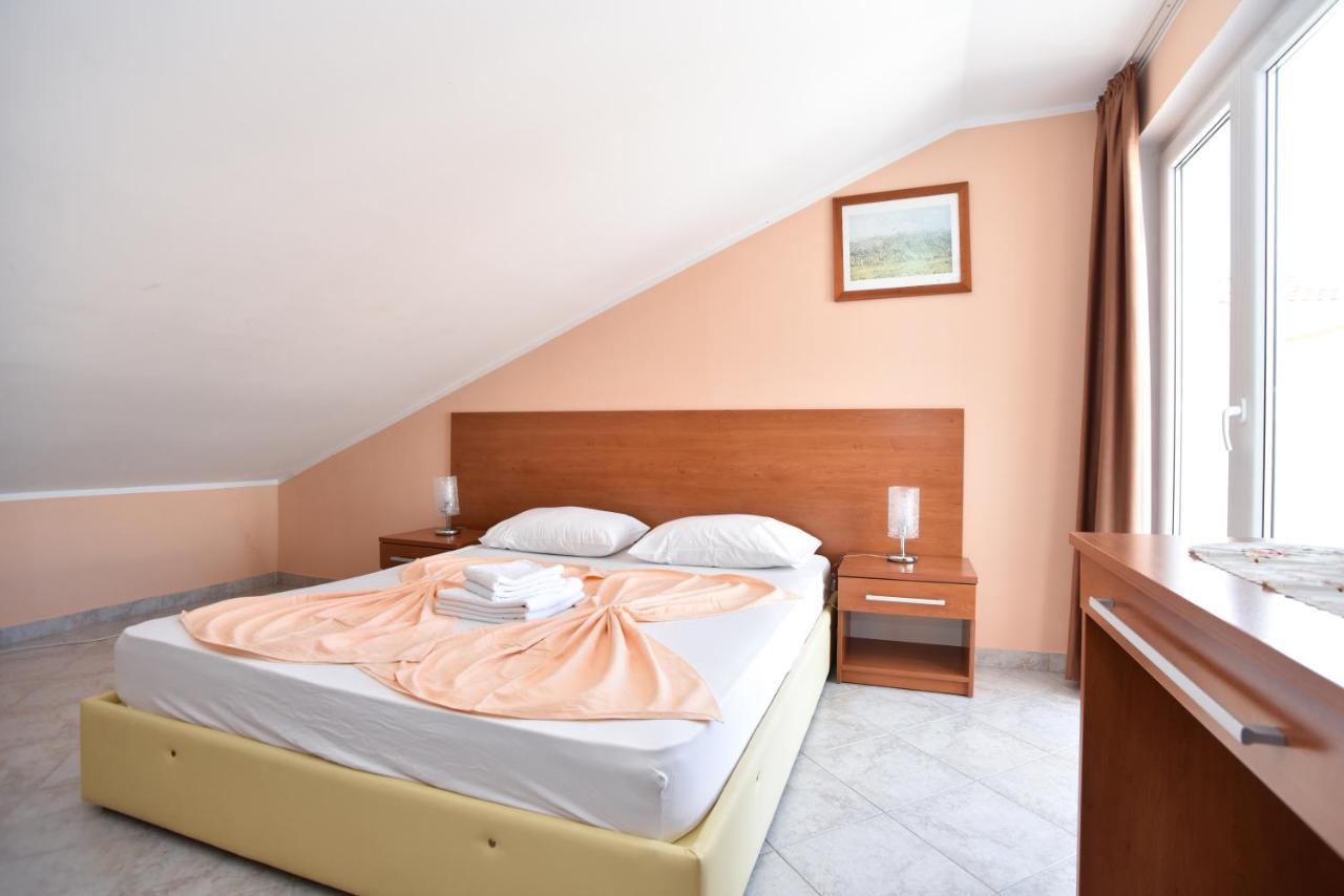 Apartments Mara Budva Exterior photo